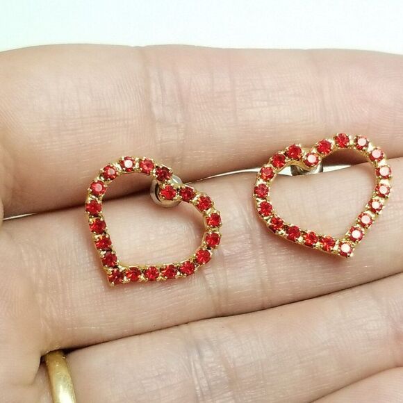 Vintage Red Rhinestone Heart Shape Stud Earrings, Gold Tone Setting, Estate - Picture 3 of 5